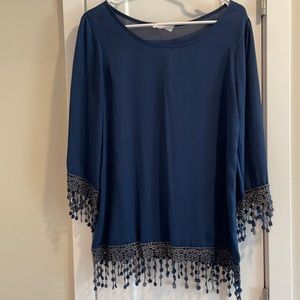 Navy blue and gold shirt! Very silky, size small